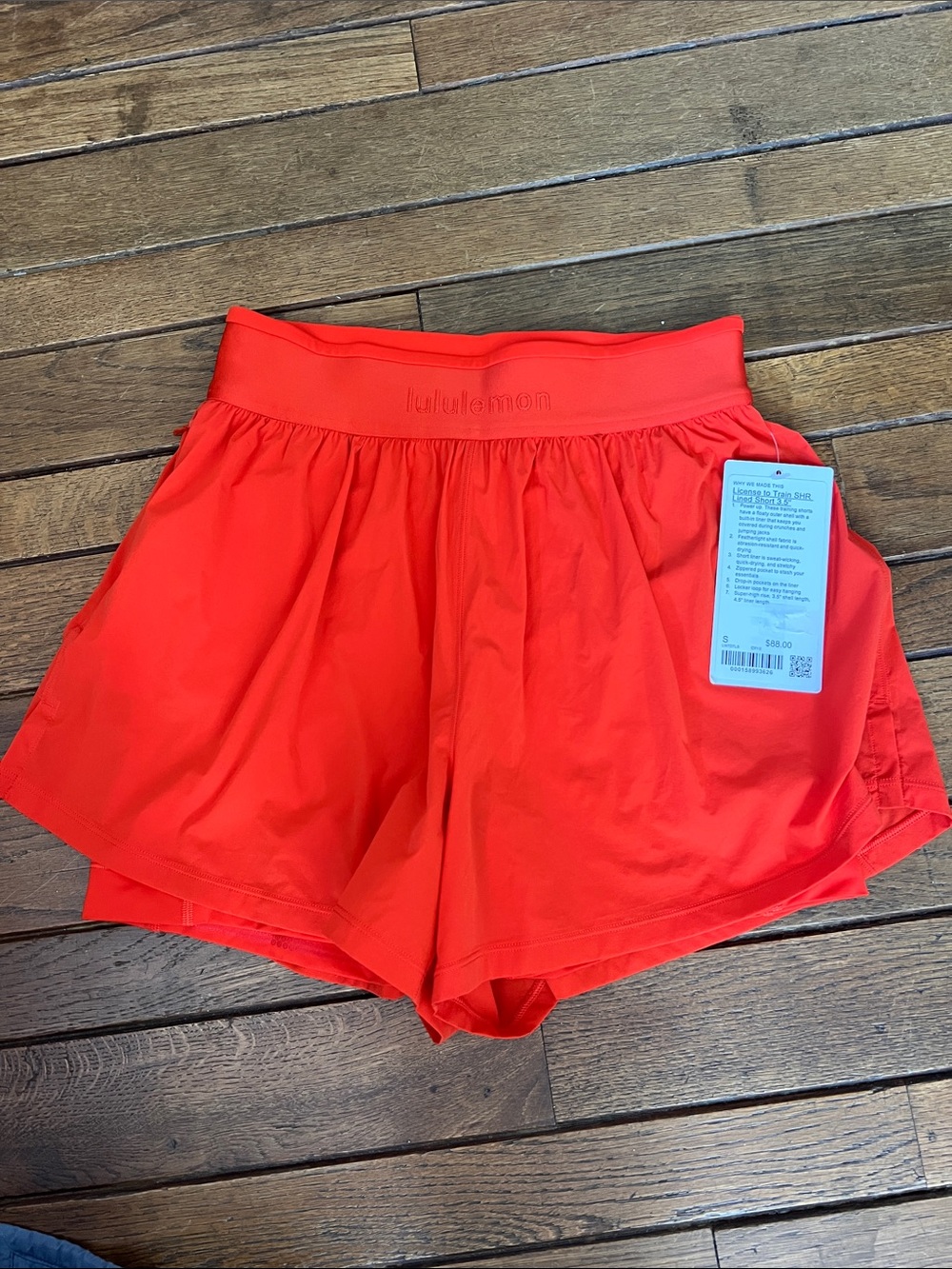 Lululemon Cherry Ember Red Super High Rise Shorts Lined Shorts Size Small NWT